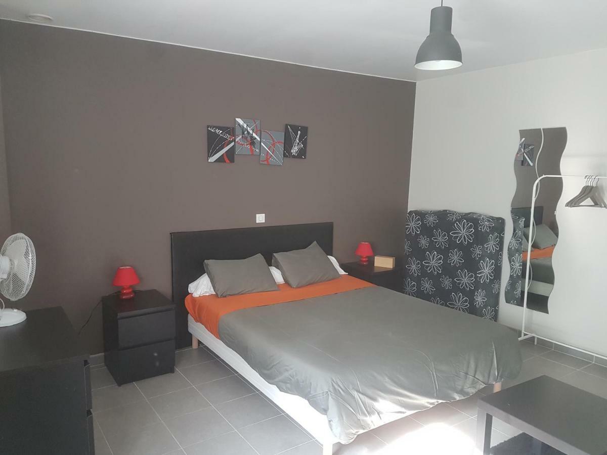 Neuvy-Saint-Sépulchre L'Etoile De La Fontchevriere Bed & Breakfast エクステリア 写真